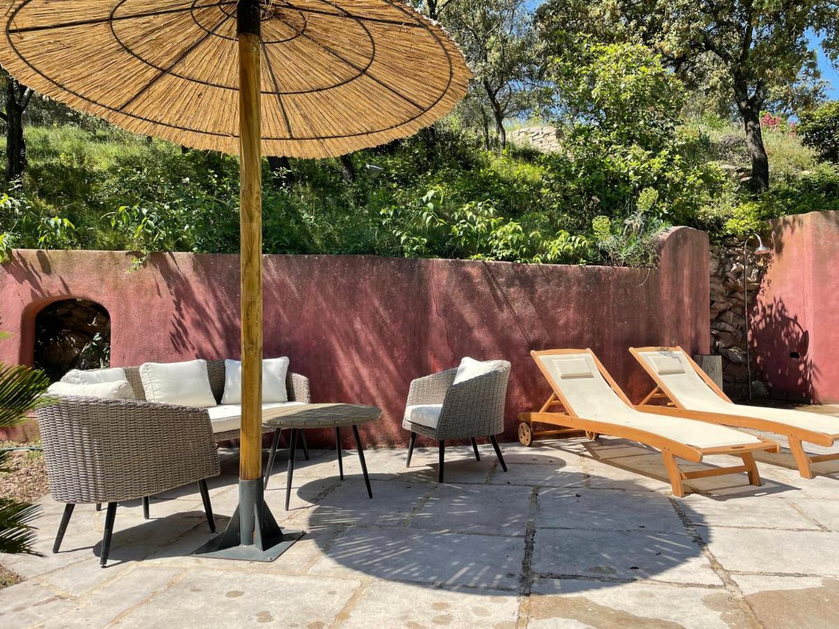 Jolie Annexe Du Mas Dans Le Coeur De La Garrigue Nimoise Villa Nîmes Exterior photo