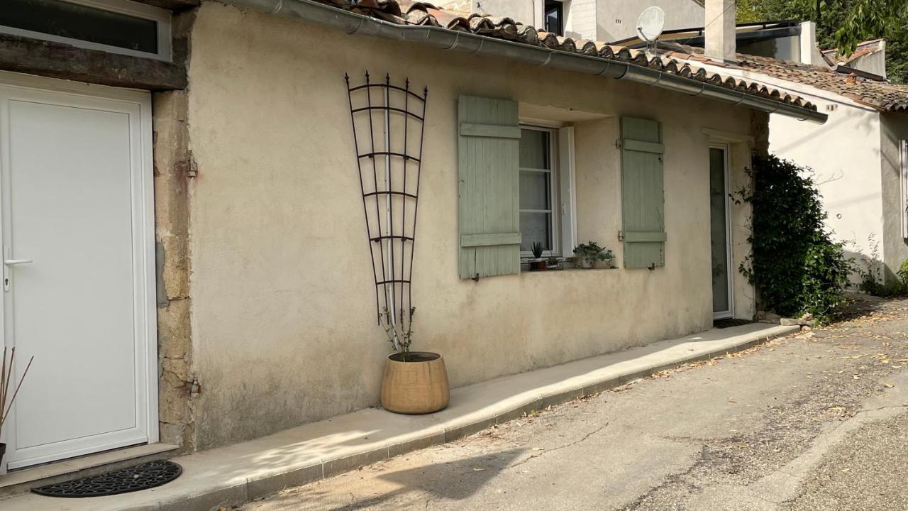 Jolie Annexe Du Mas Dans Le Coeur De La Garrigue Nimoise Villa Nîmes Exterior photo