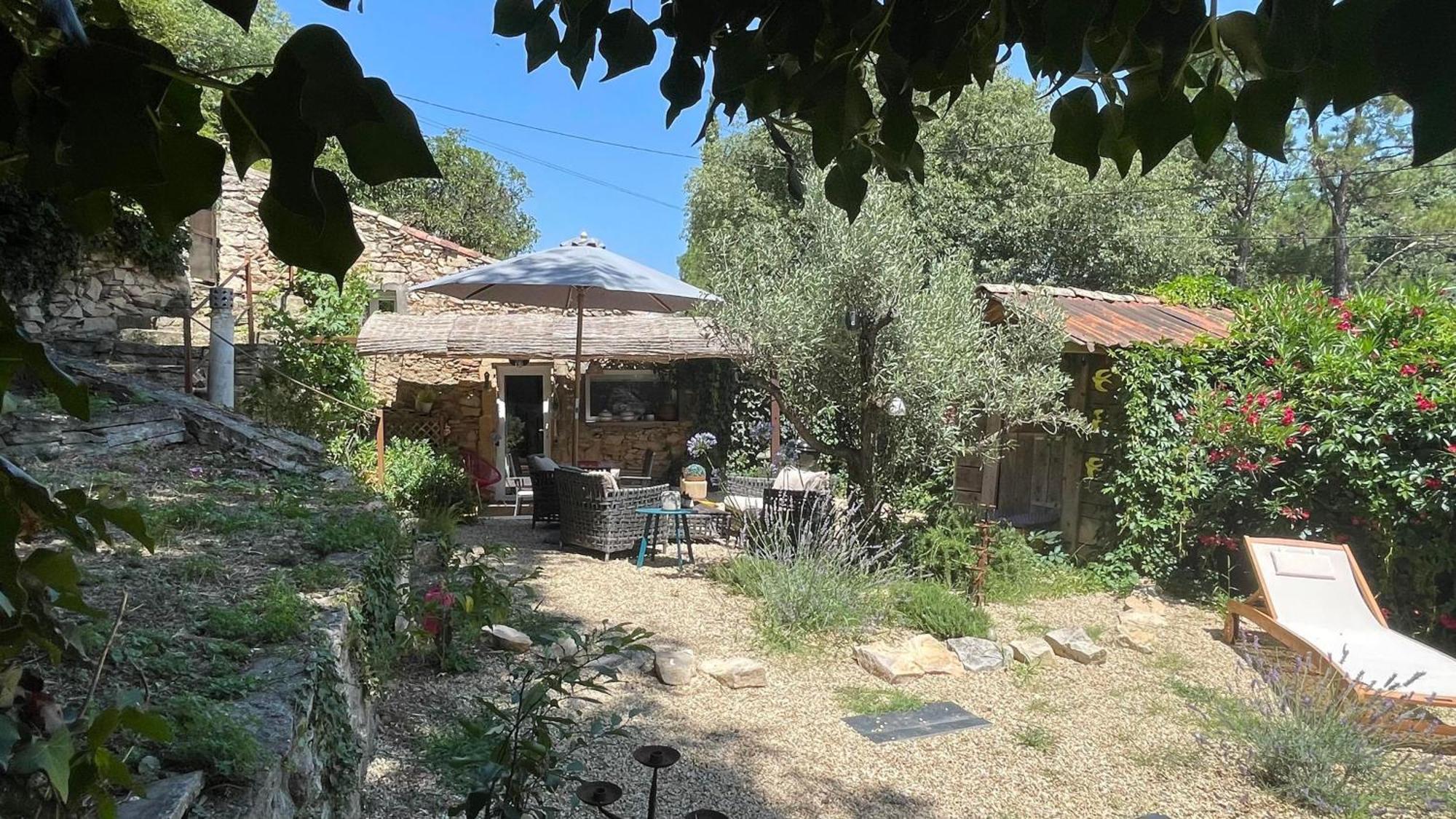 Jolie Annexe Du Mas Dans Le Coeur De La Garrigue Nimoise Villa Nîmes Exterior photo